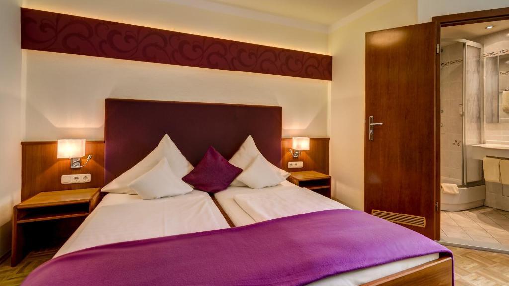 Hotel Restaurant Weihenstephaner Stuben 3*